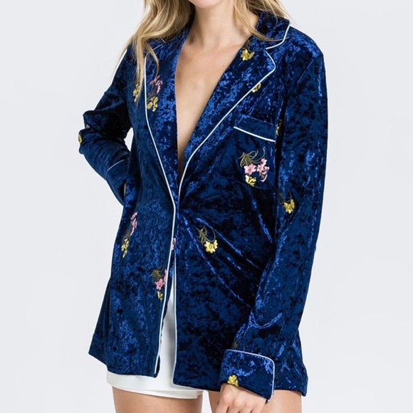 NWT🔖Endless Rose Blue Embroidered Velvet Pajama Jacket Floral Retro Vintage - Picture 2 of 13